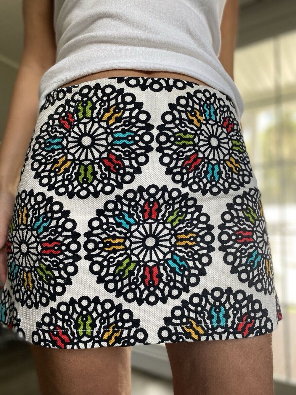 JUDITH MARCH multicolor patterned mini skirt size medium - made in USA